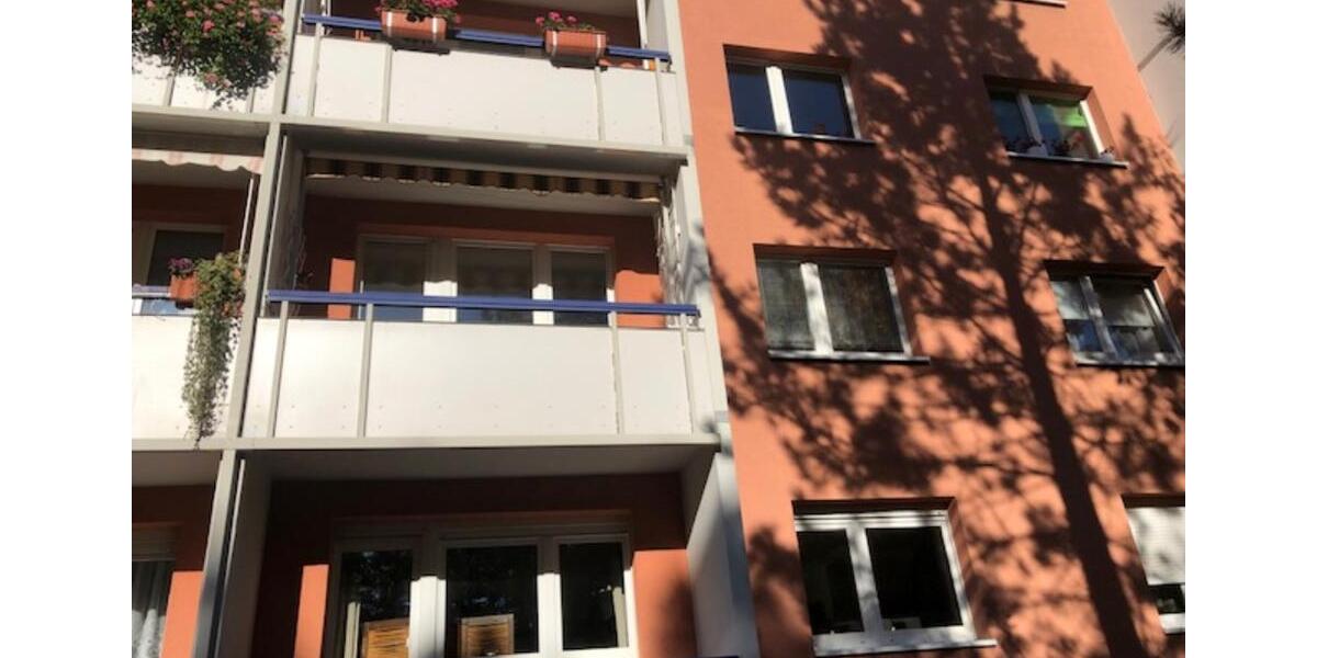 Bezugsfrei & provisionsfrei 3 Zimmer, 1. OG Potsdam Berlin 3 zimmer