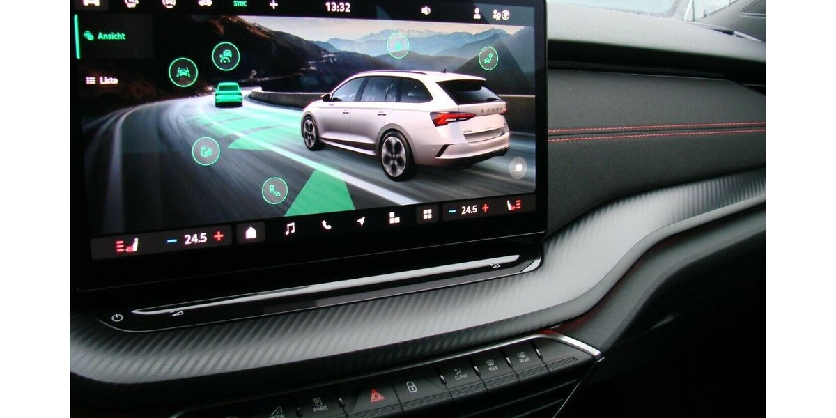 Skoda Octavia RS 2.0TSi AHK ACC LED Kamera 4.466 km 38.980 € Falkensee 14612