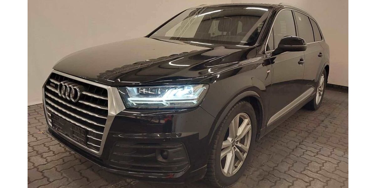 Audi Q7 158.600 km 30.980 &euro; Berlin 13403