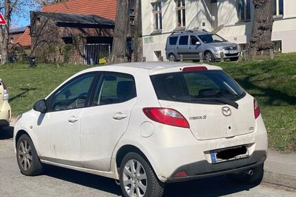 Mazda 2 199.676 km 3.000 &euro; Berlin 13057