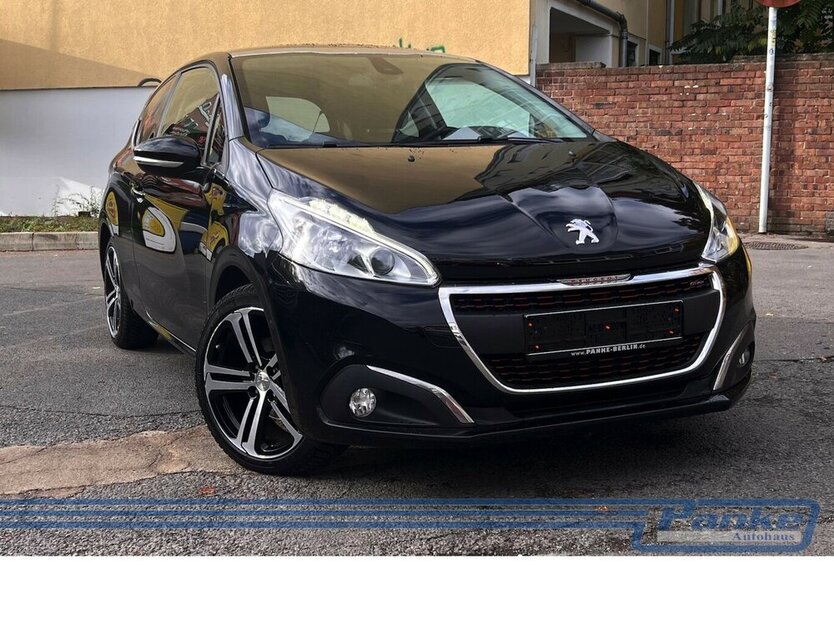 Peugeot 208 1.6 BlueHDi 120 FAP GT-Line*Pano*JBL*PDC*SHZ 133.711 km 7.790 € Berlin 13187