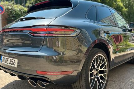 Porsche Macan 77.500 km 46.900 € Berlin 12459