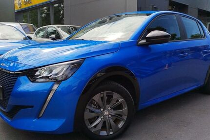 Peugeot 208 19.294 km 16.980 € Potsdam 14480