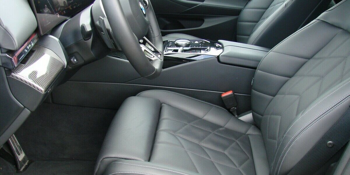BMW 520 M-Sport Shadow Line ACC H&K SHZ AHK 360º 22.012 km 46.980 &euro; Falkensee 14612