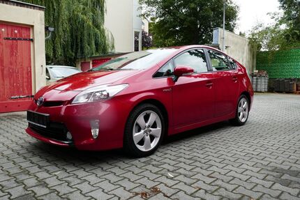 Toyota Prius 60.250 km 12.950 € Berlin-Tempelhof 12105
