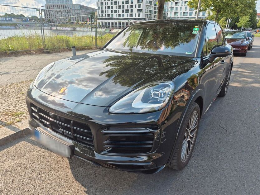 Porsche Cayenne 45.500 km 68.000 € Berlin 10961