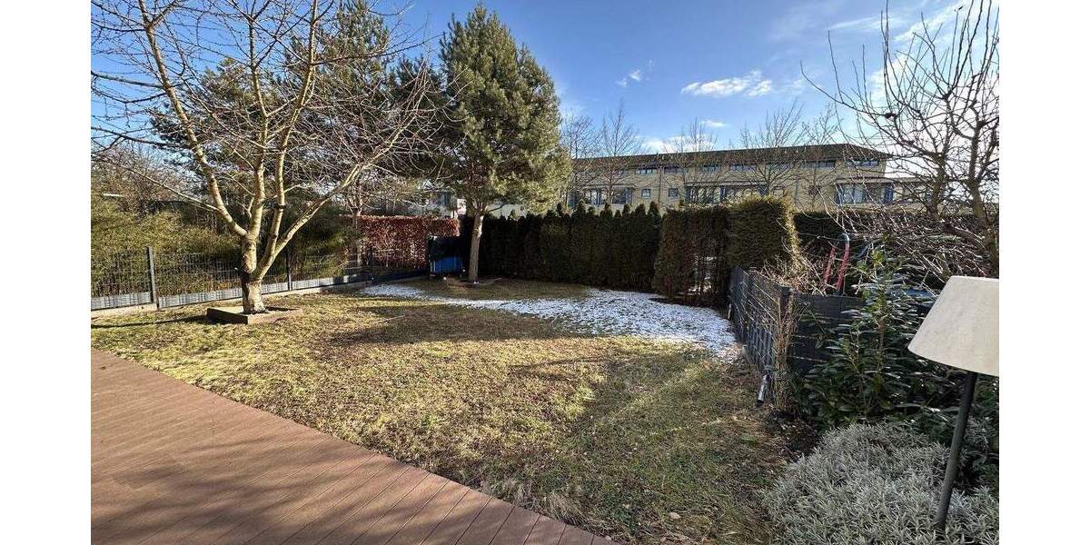 Reihenendhaus Kleinmachnow - 6 Zimmer, 140 m&sup2;, 3.950&euro; | Angebot:25051246