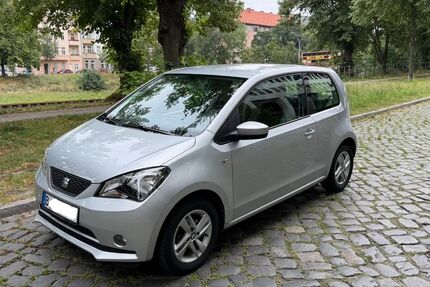 Seat Mii 69.990 km 6.199 &euro; Berlin 10555