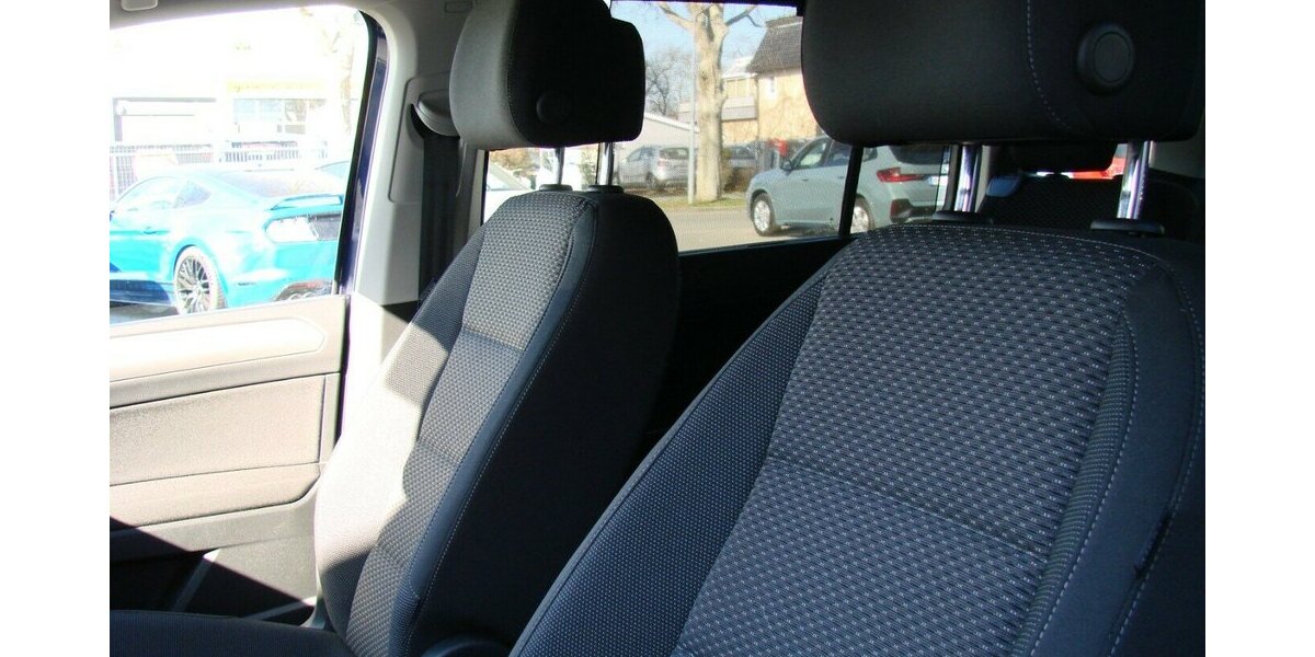 VW Touran 1.5TSi Comfortline 7-Sitzer LED ACC Standhe 18.601 km 31.980 &euro; Falkensee 14612