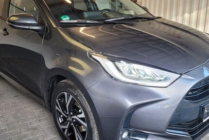 Toyota Yaris 16.800 km 19.900 &euro; Berlin 12277