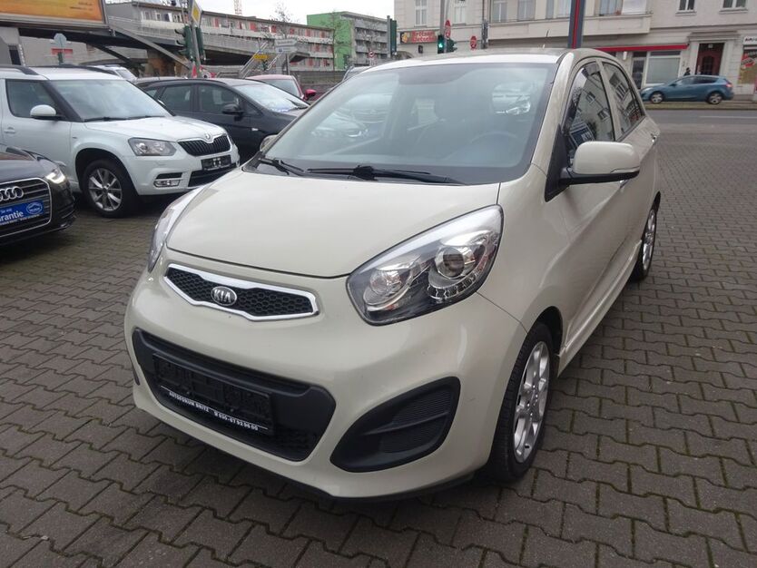 Kia Picanto 62.000 km 8.890 € Berlin 12347