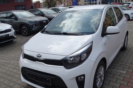 Kia Picanto 94.300 km 9.800 € Berlin 12359