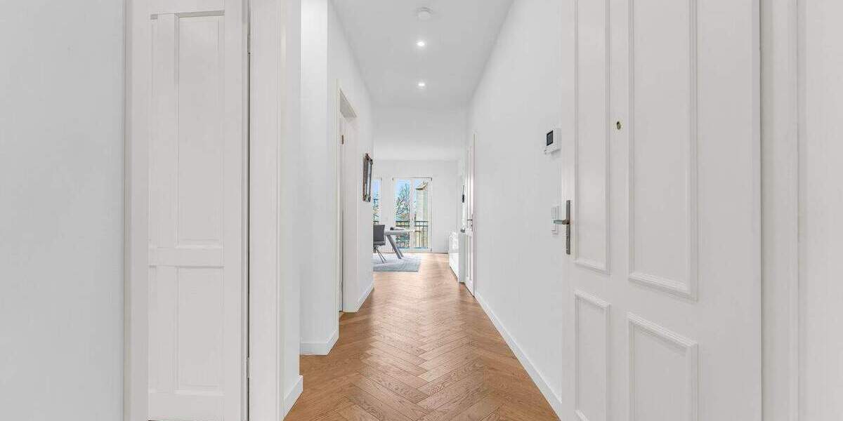 Etagenwohnung Potsdam Berliner Vorstadt - 3 Zimmer, 77 m&sup2;, 2.150&euro; | Angebot:25748536