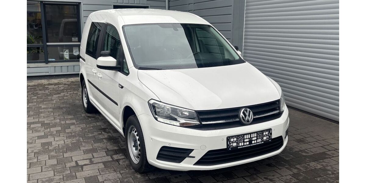 VW Caddy 69.272 km 16.990 &euro; Berlin 13051