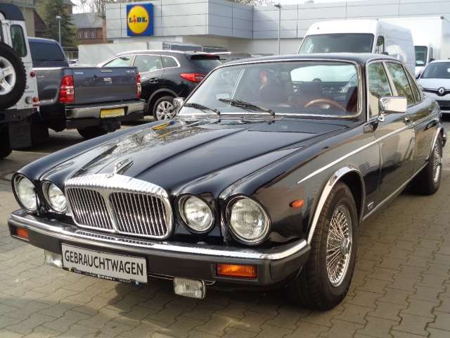 Jaguar Daimler 165.000 km 15.680 &euro; Berlin - Steglitz 12247