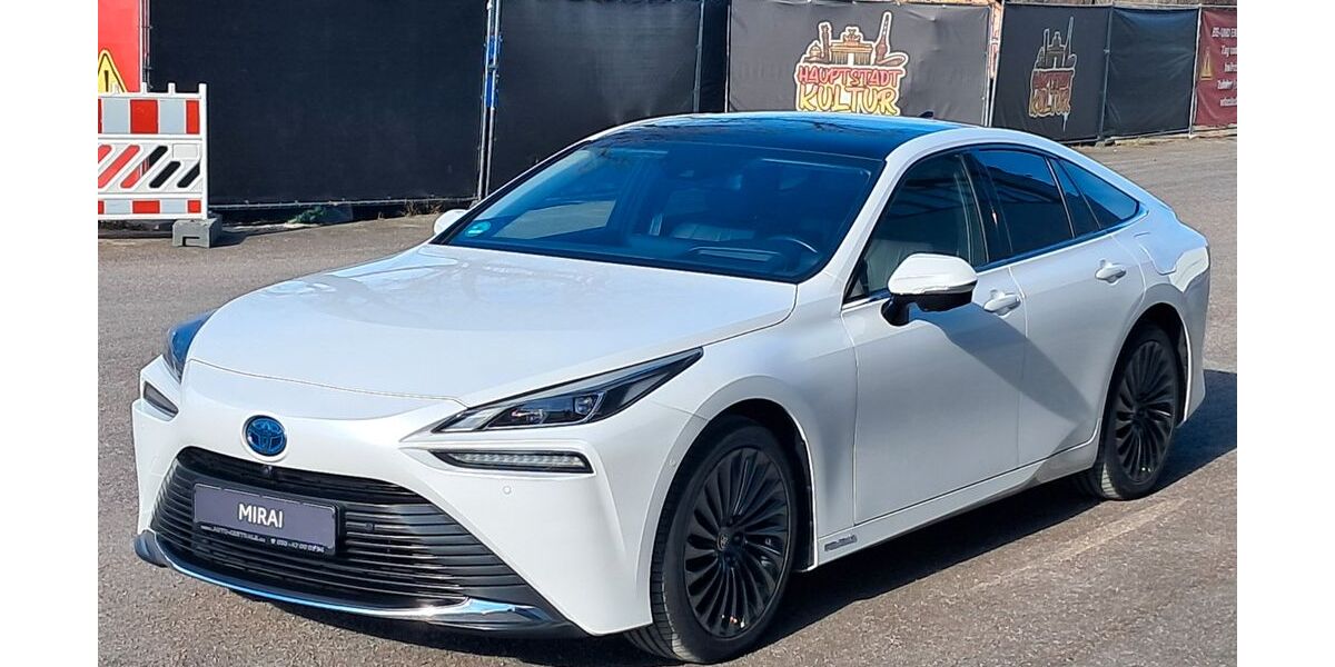 Toyota Mirai 45.000 km 16.990 &euro; Blankenfelde-Mahlow bei BERLIN 15831