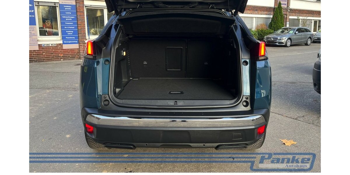 Peugeot 3008 1.2 PureTech 130 Allure Pack EAT8*LED* 24.000 km 21.990 &euro; Berlin 13187