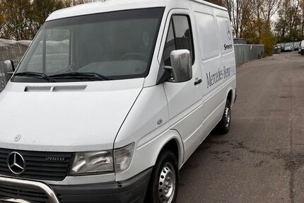 Mercedes-Benz Sprinter 245.000 km 4.399 &euro; berlin 13089