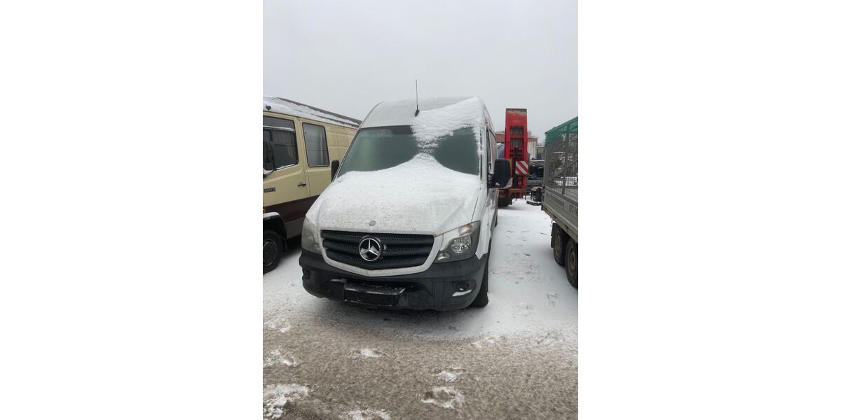 Mercedes-Benz Sprinter 145.500 km 17.200 &euro; Berlin 12555