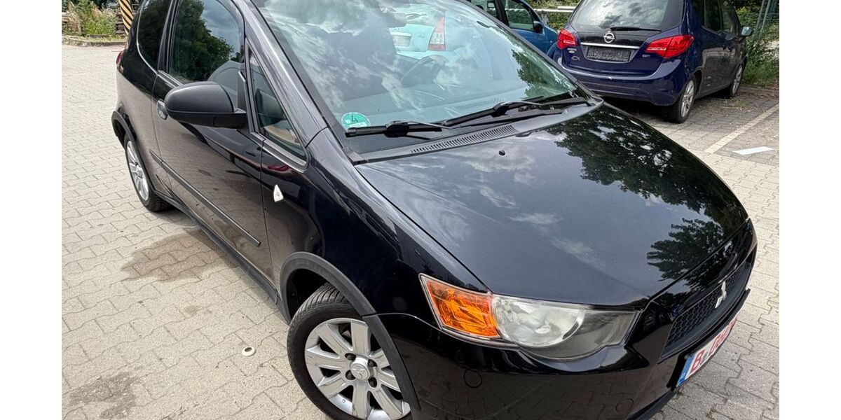 Mitsubishi Colt 102.000 km 2.999 &euro; Berlin 12349