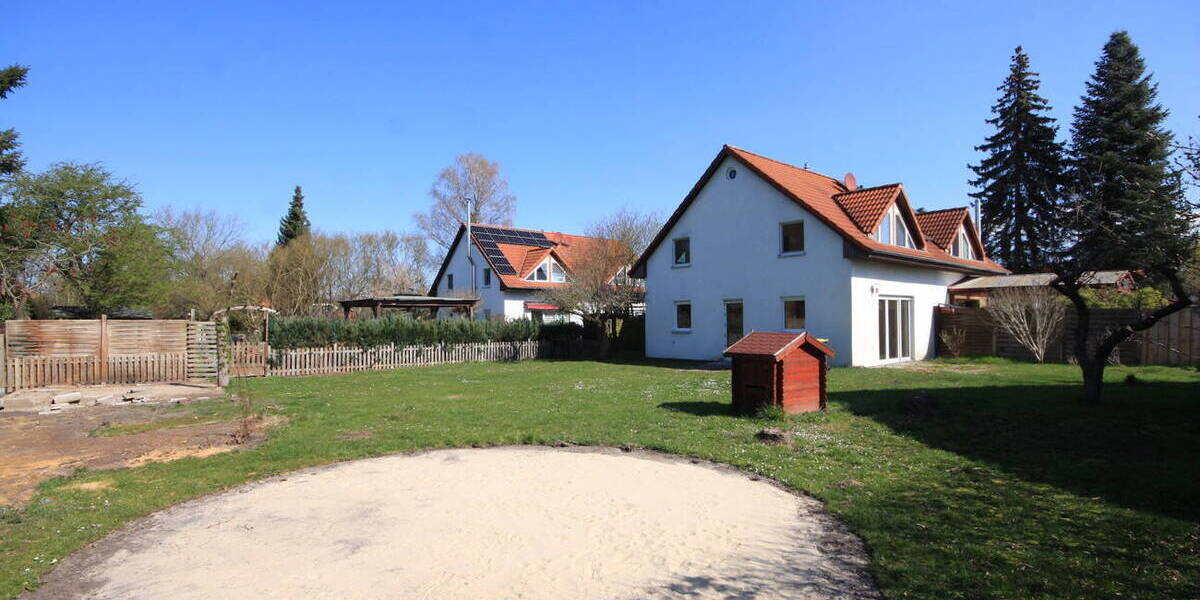 Doppelhaushälfte Brieselang - 4 Zimmer, 96 m&sup2;, 399.000&euro; | Angebot:25747407