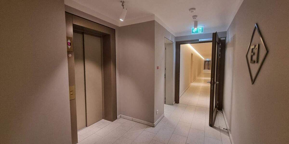 Etagenwohnung Berlin Friedrichshain - 1 Zimmer, 40 m&sup2;, 1.390&euro; | Angebot:25279194