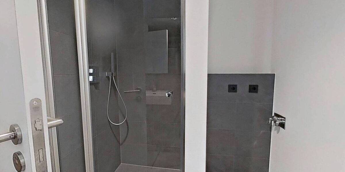 Etagenwohnung Berlin Mitte - 3 Zimmer, 93 m&sup2;, 2.800&euro; | Angebot:26258029