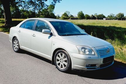 Toyota Avensis 164.554 km 2.400 &euro; Berlin 13629