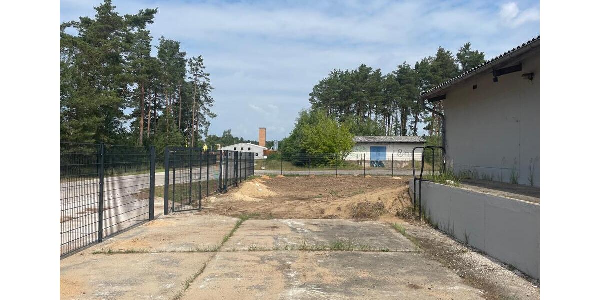 Lagerhalle u. Außenflächen zu vermieten ab Januar 2026 zimmer