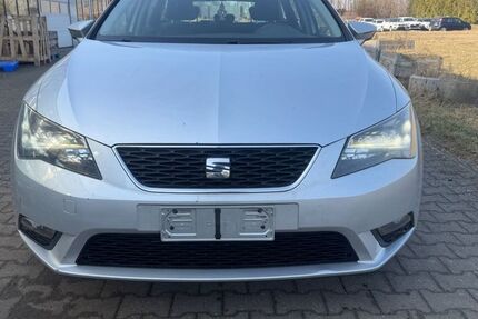 Seat Leon 175.239 km 3.700 &euro; berlin 10829