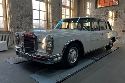 Mercedes 600