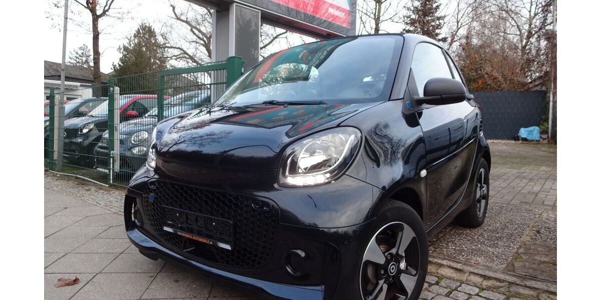 Smart ForTwo 6.900 km 11.590 € Berlin 12305