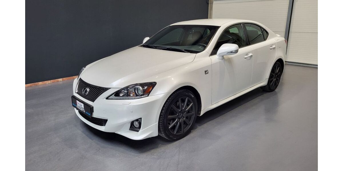 Lexus IS 220 64.986 km 16.850 € Teltow 14513