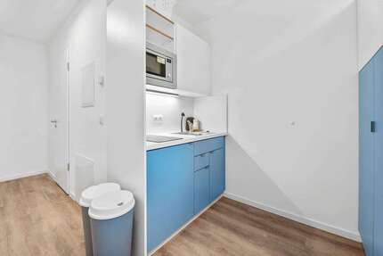 Wohnung zum Mieten in Berlin 824 € 17.6 m²