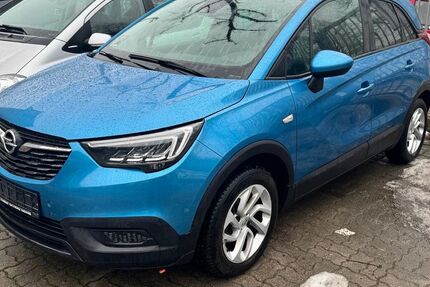 Opel Crossland (X) 99.998 km 8.990 &euro; Berlin 12099