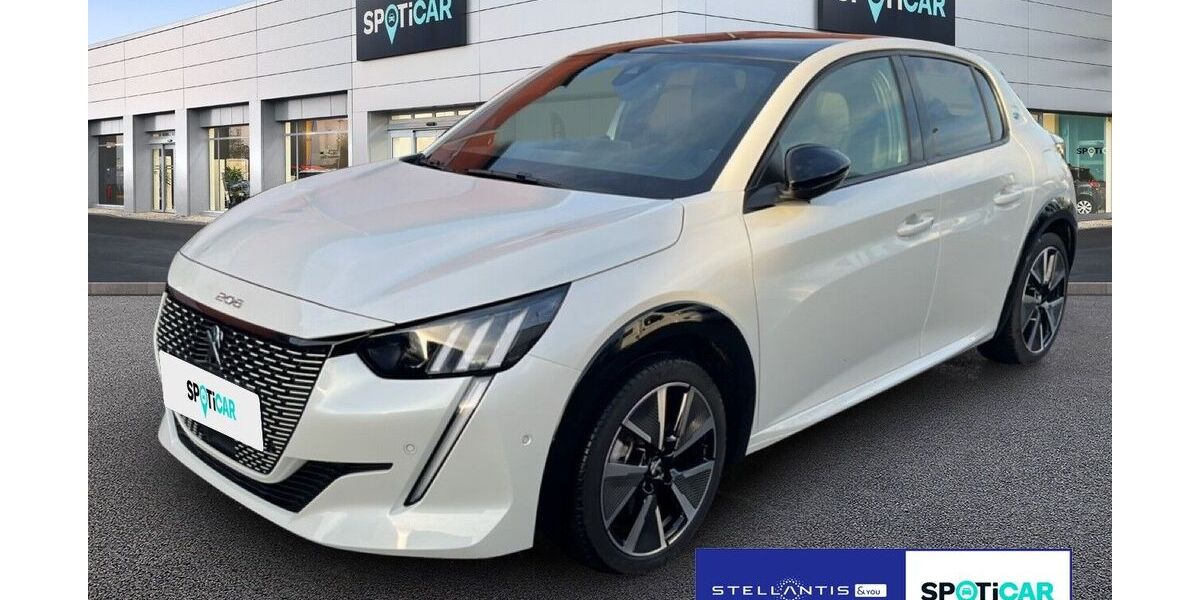 Peugeot 208 14.925 km 18.390 € Berlin 10369