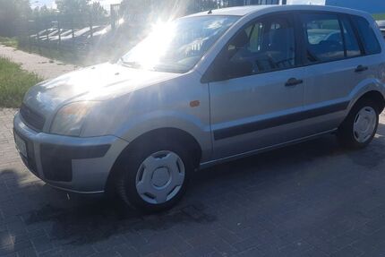 Ford Fusion 84.000 km 3.400 &euro; Berlin 13583