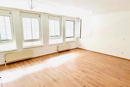 Wohnung Hennigsdorf - 1 Zimmer, 36 m&sup2;, 750&euro; | Angebot:26223944