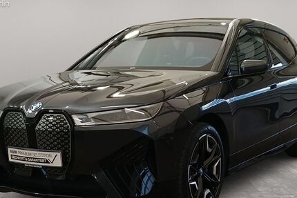 BMW iX 66.965 km 67.900 &euro; Berlin 14057