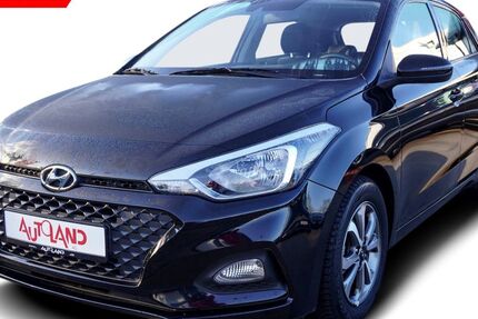 Hyundai i20 64.174 km 11.990 &euro; Berlin 13599
