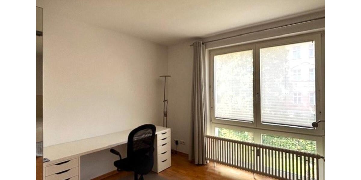Etagenwohnung Potsdam Berliner Vorstadt - 4 Zimmer, 149 m&sup2;, 2.500&euro; | Angebot:23660029
