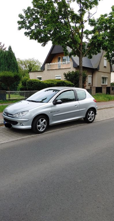 Peugeot 206 173.700 km 2.500 € Berlin 12437