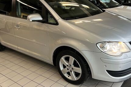 VW Touran 187.000 km 5.990 &euro; Berlin 12349