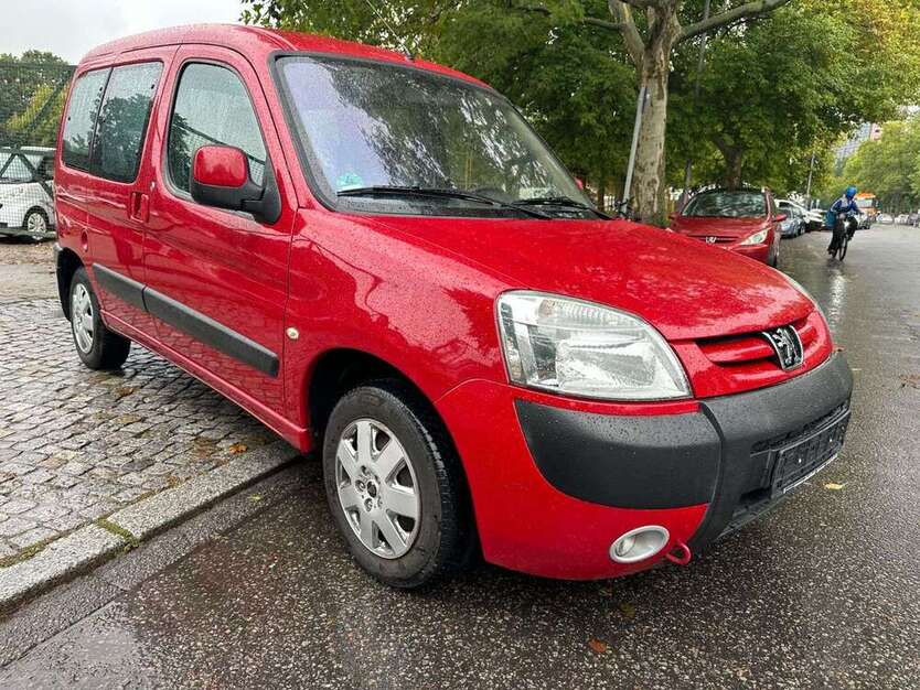 Peugeot Partner 198.000 km 2.500 € Berlin 12109