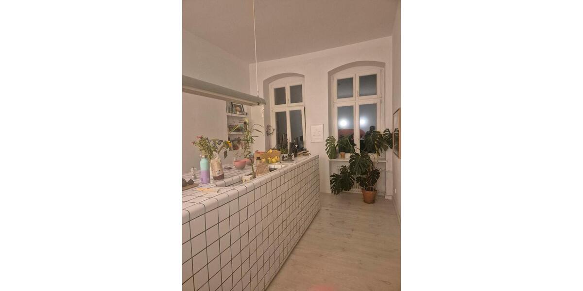 Etagenwohnung Berlin Neukölln - 3 Zimmer, 104 m&sup2;, 2.000&euro; | Angebot:27609393