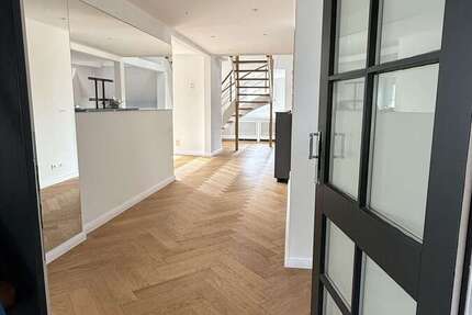 Wohnung Kleinmachnow - 2.5 Zimmer, 98 m&sup2;, 1.545&euro; | Angebot:26375949