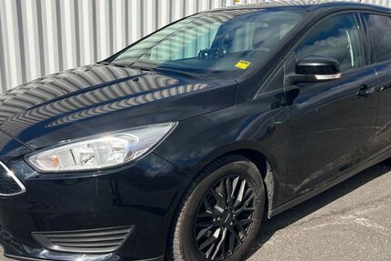 Ford Focus 151.000 km 3.699 &euro; Berlin 12057