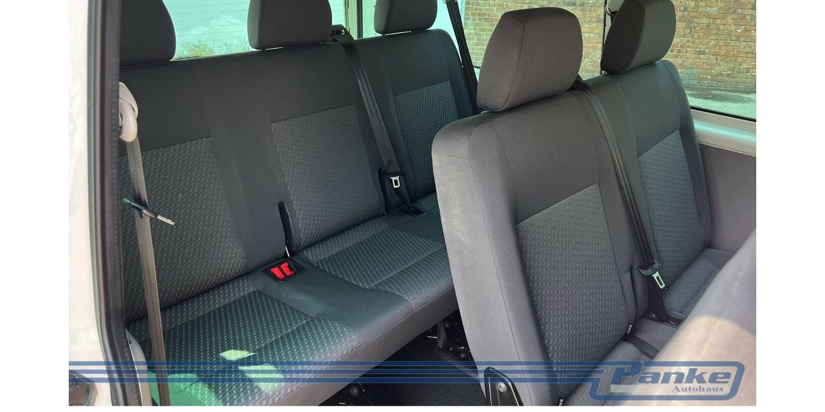 VW T5 Transporter Kombi 1. Hand 8 sitzer 169.000 km 14.990 € Berlin 13187