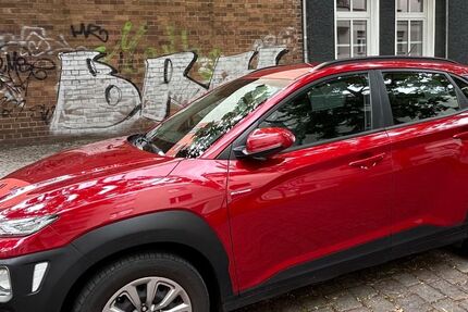 Hyundai KONA 42.400 km 14.300 &euro; Berlin 13595