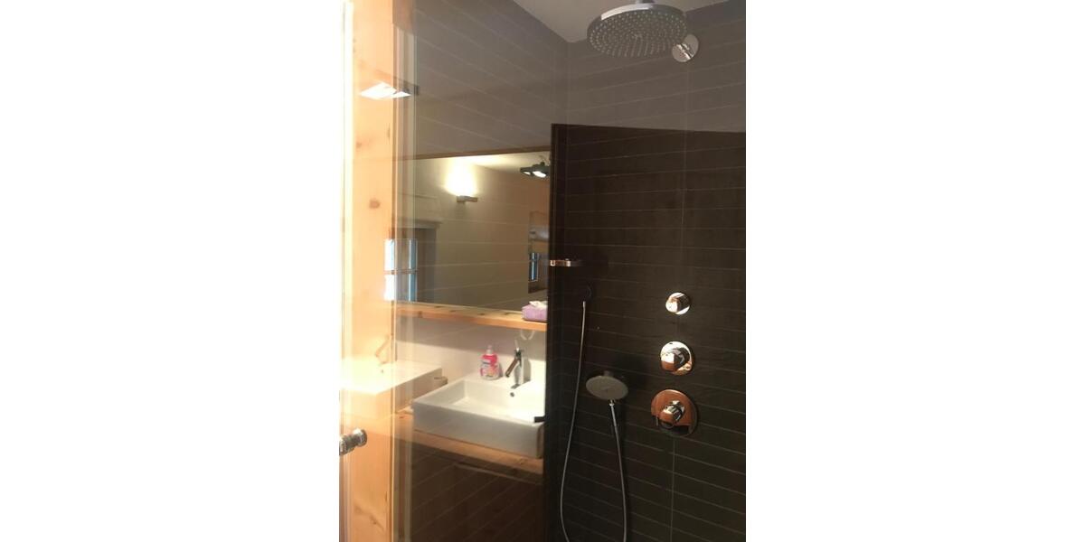Mehrfamilienhaus, Wohnhaus - 7 Zimmer, 192 m&sup2;, 950.000&euro; | Angebot:26470189
